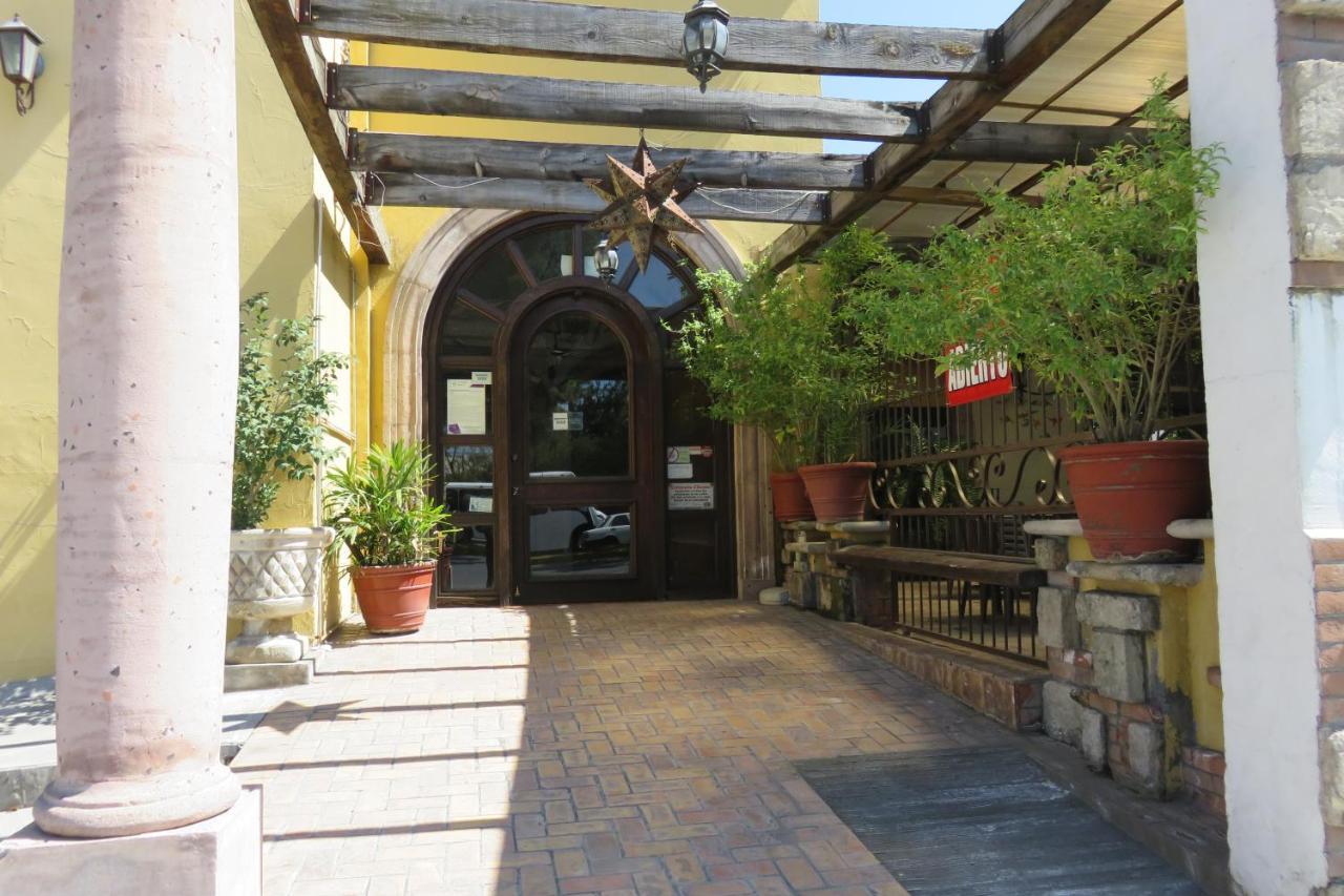 Hotel Huizache سالتيو المظهر الخارجي الصورة